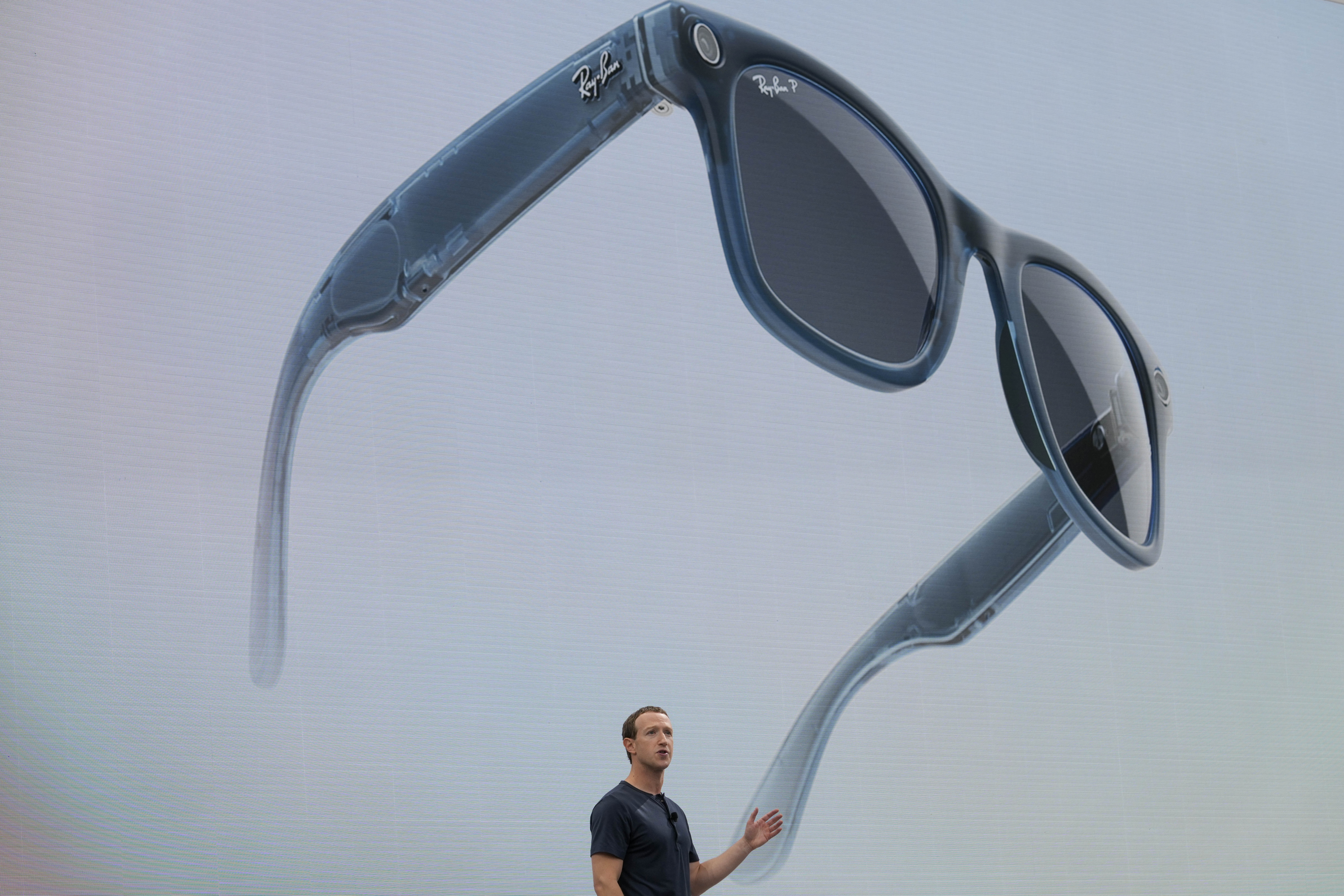 Oculus CTO skeptical about Facebook's metaverse undertaking - CNET